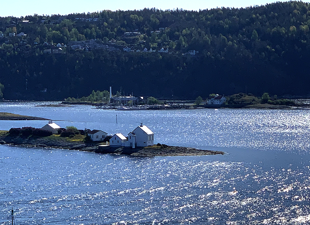 die bunten Hauser und die kleinen Inseln vor Oslo haben mich inspiriert.