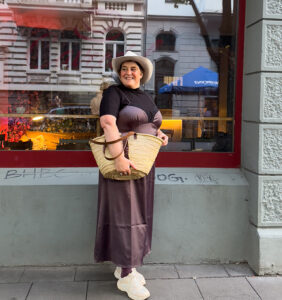 Selbstbewusstsein Frau – Kreativität stärkt innere Stärke ein Blogartikel von Ursula Tücks.