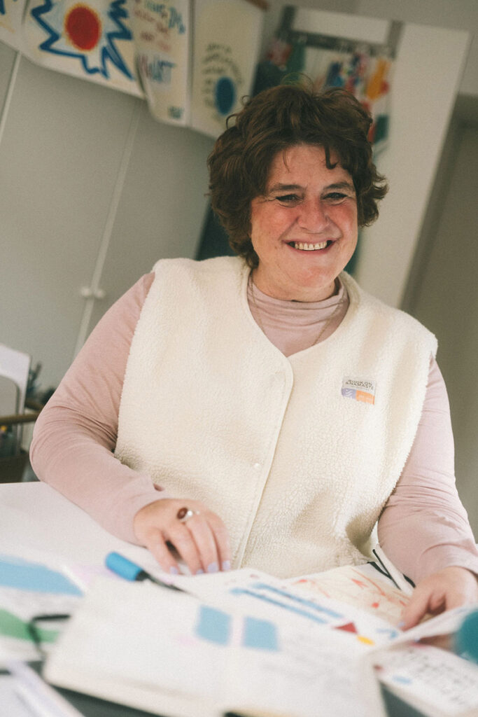 Ursula Tücks arbeitet professionell und mit Liebe. Ihre MEntron und Coaching Session geben Künstlern und anderen Kreativen ihr ganzen Potenzial.