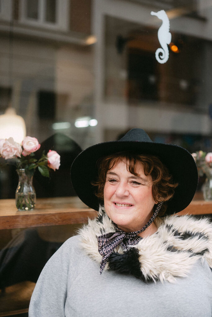 presse und Mediadaten von ursula tücks Künstlerin Illustratorin Autorin udn Coach für Kreative.